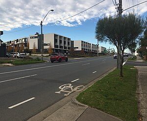 Alphington to or from Melbourne Airport