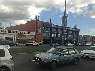 Carnegie to or from Melbourne Airport
