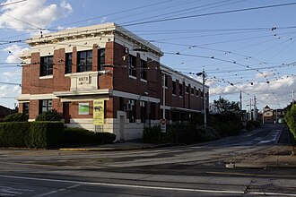 Caulfield to or from Melbourne Airport