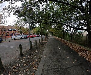 Deepdene to or from Melbourne Airport