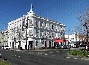 Middle Park to or from Melbourne Airport