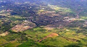 Pakenham to or from Melbourne Airport