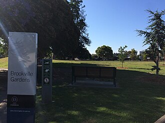 Toorak to or from Melbourne Airport