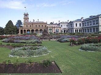 Werribee to or from Melbourne Airport