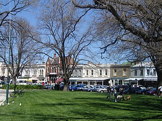 Williamstown to or from Melbourne Airport